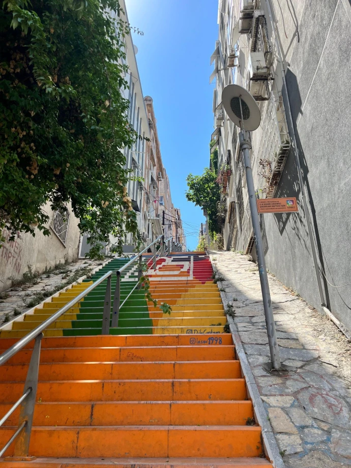 Peace Steps, Esmirna, Turquia