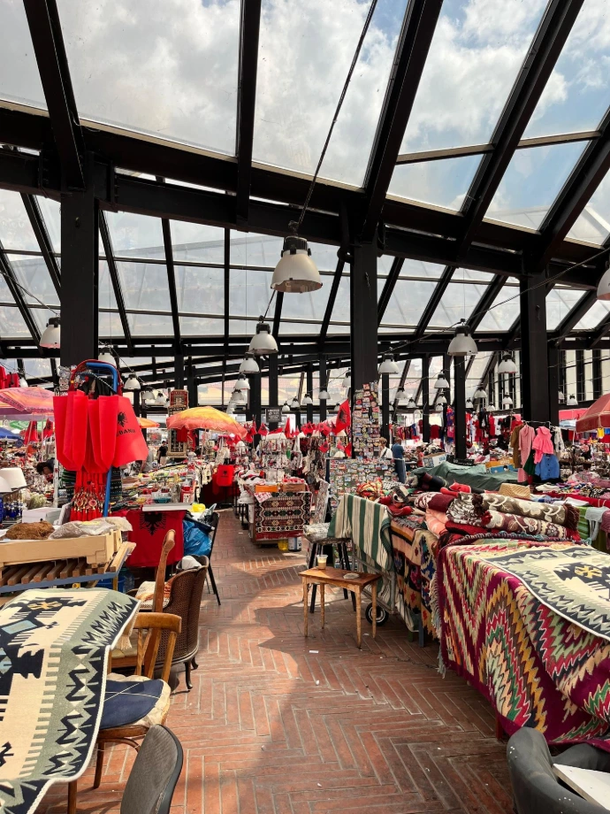 New Bazaar, Tirana