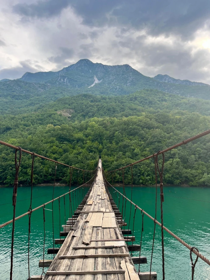 Shkopet Bridge, Albãnia